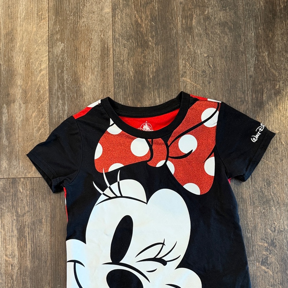 Disney Minnie Mouse Black and Red Tee - Picture 2 of 7